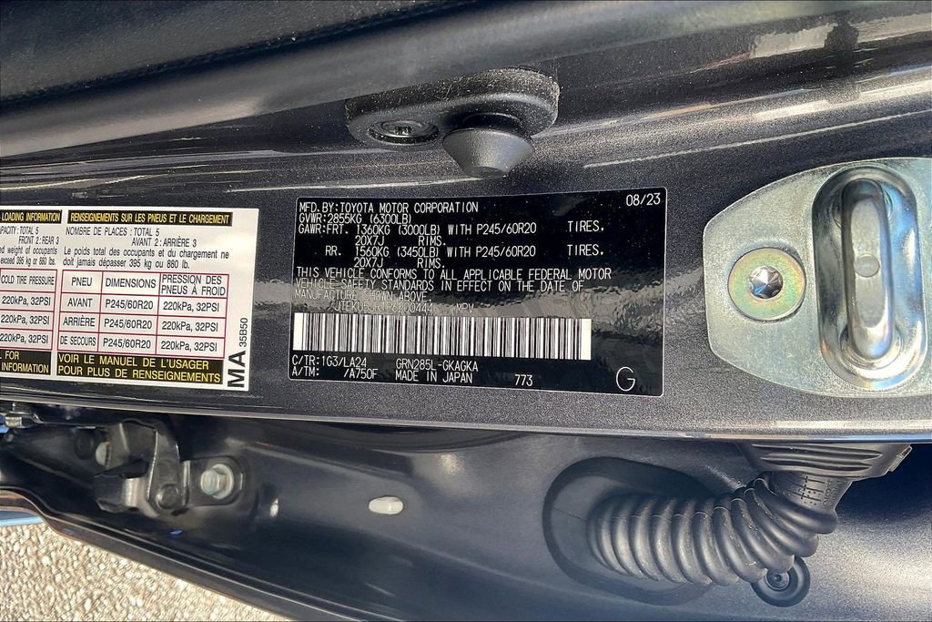 Used 2023 Toyota 4Runner Limited image 19