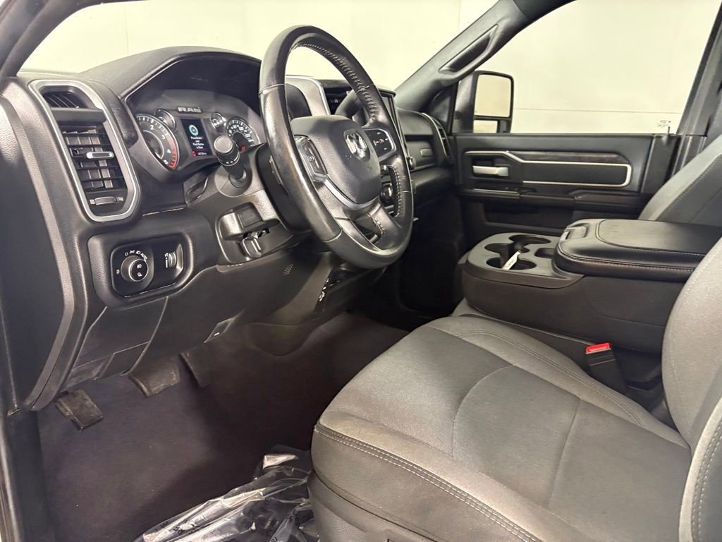 Used 2024 RAM 3500 Big Horn AWD/4WD image 22