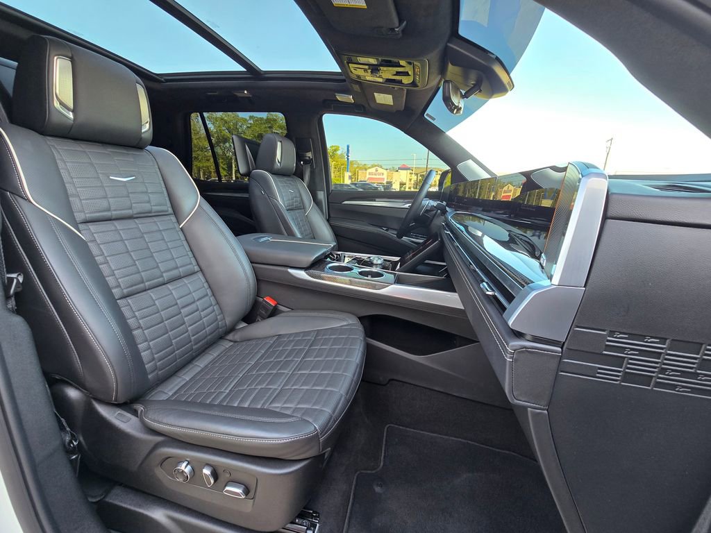 Used 2025 Cadillac Escalade V w/ LPO, Floor Liner Package AWD/4WD image 14