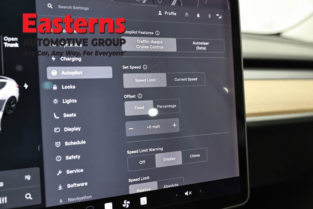 Used 2020 Tesla Model 3 Standard Range Plus image 17