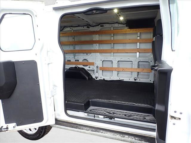 Used 2017 Ford Transit 250 130 Low Roof RWD image 8