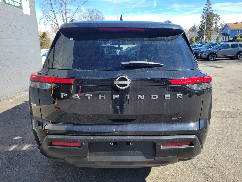 New 2026 Nissan Pathfinder SV w/ Cargo Package AWD/4WD image 4