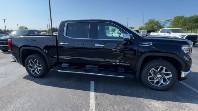 New 2026 GMC Sierra 1500 SLT w/ SLT Premium Package AWD/4WD image 3