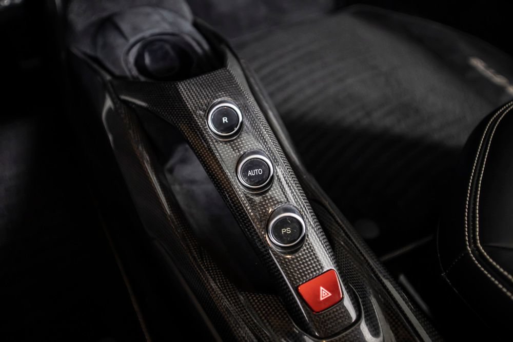 Used 2017 Ferrari 488 GTB RWD image 44