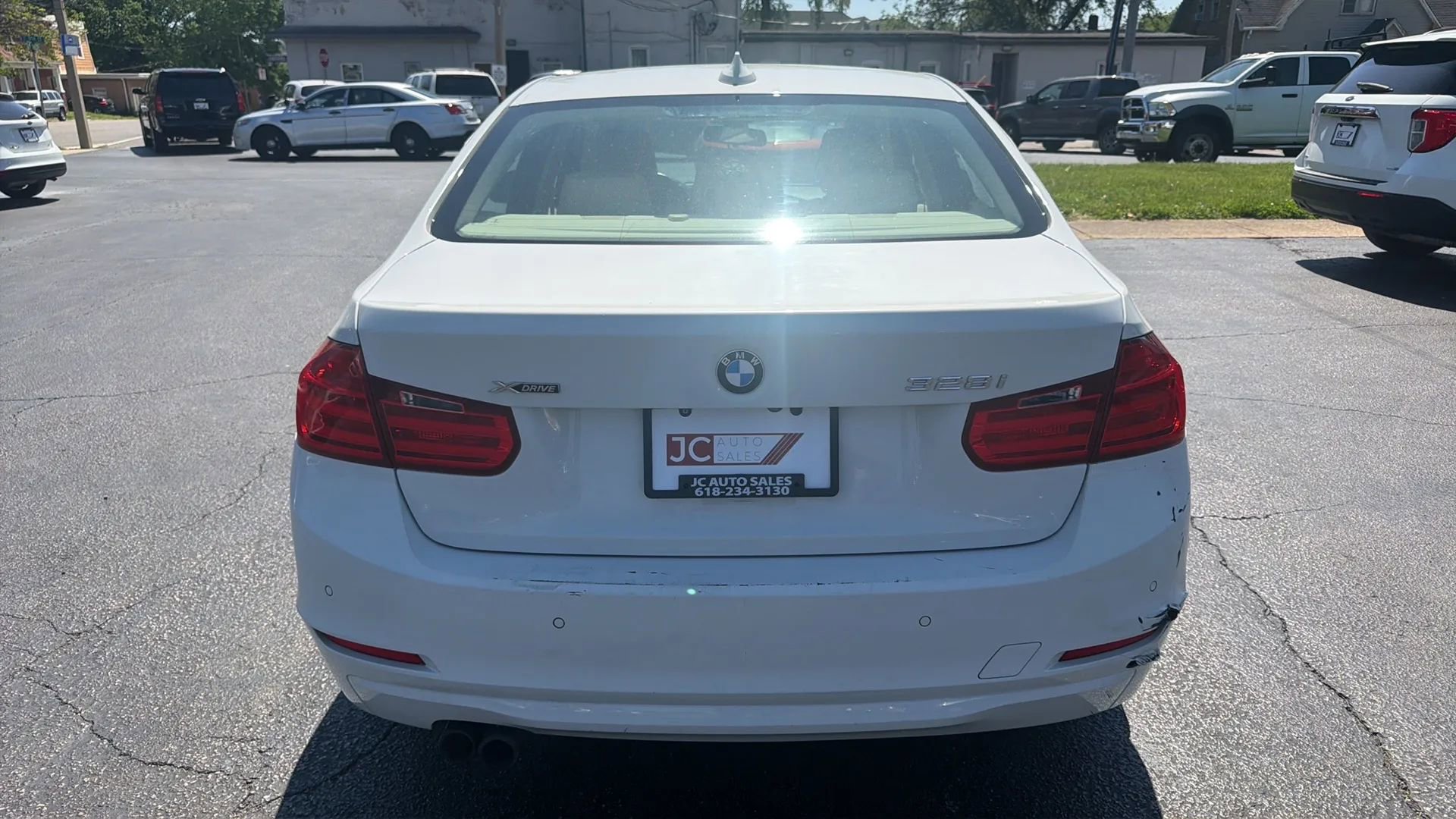 Used 2015 BMW 328i xDrive Sedan AWD/4WD image 6