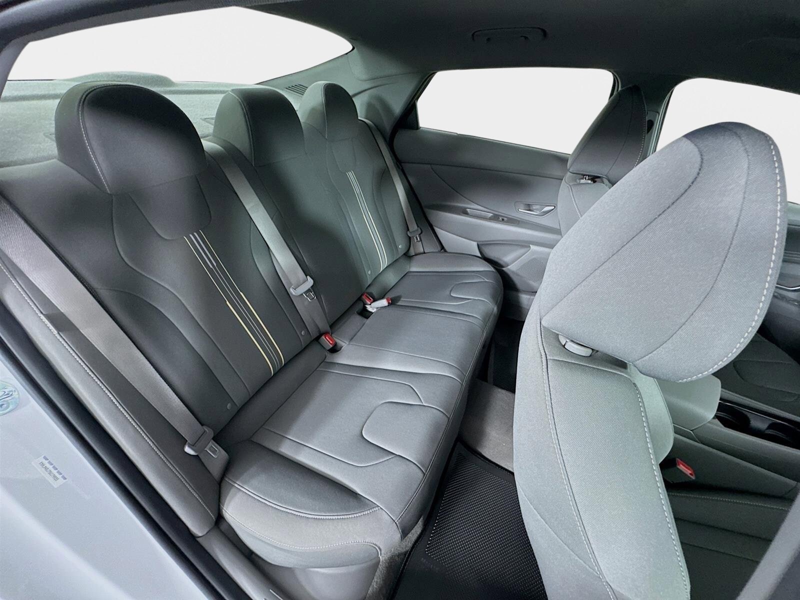 New 2025 Hyundai Elantra SEL w/ Cargo Package FWD image 25