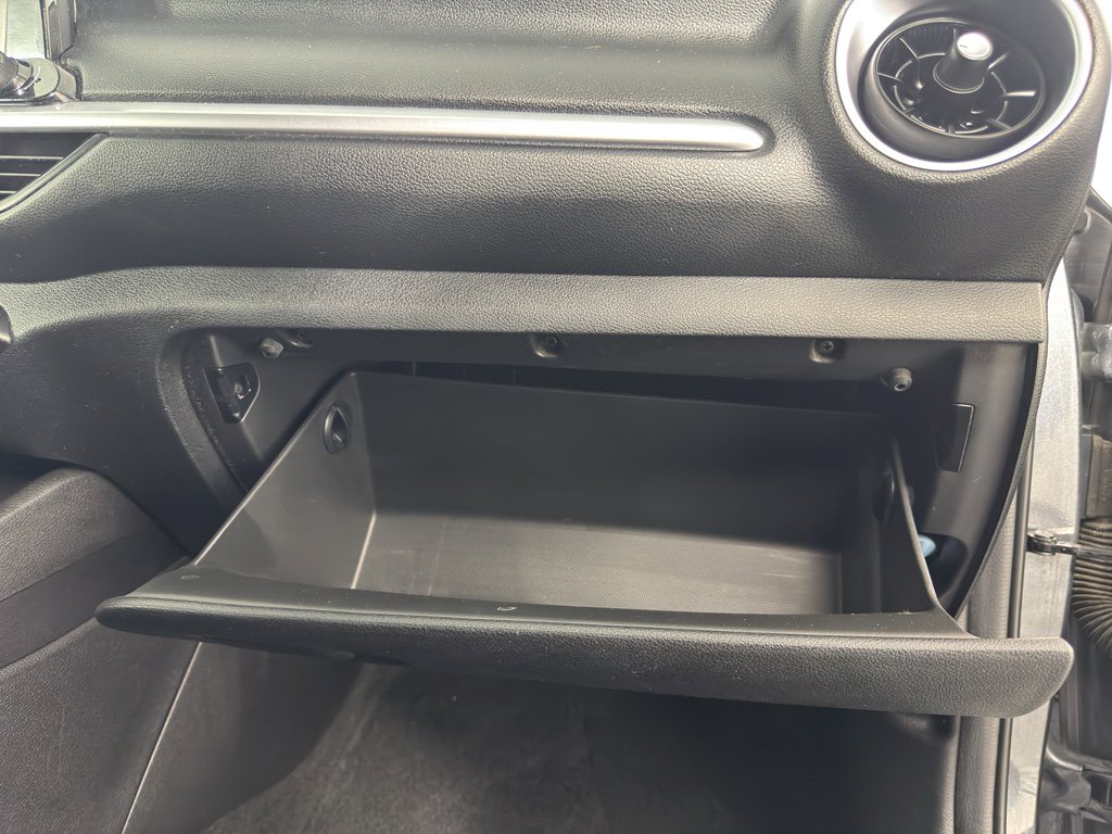 Used 2023 Kia Forte LXS image 41