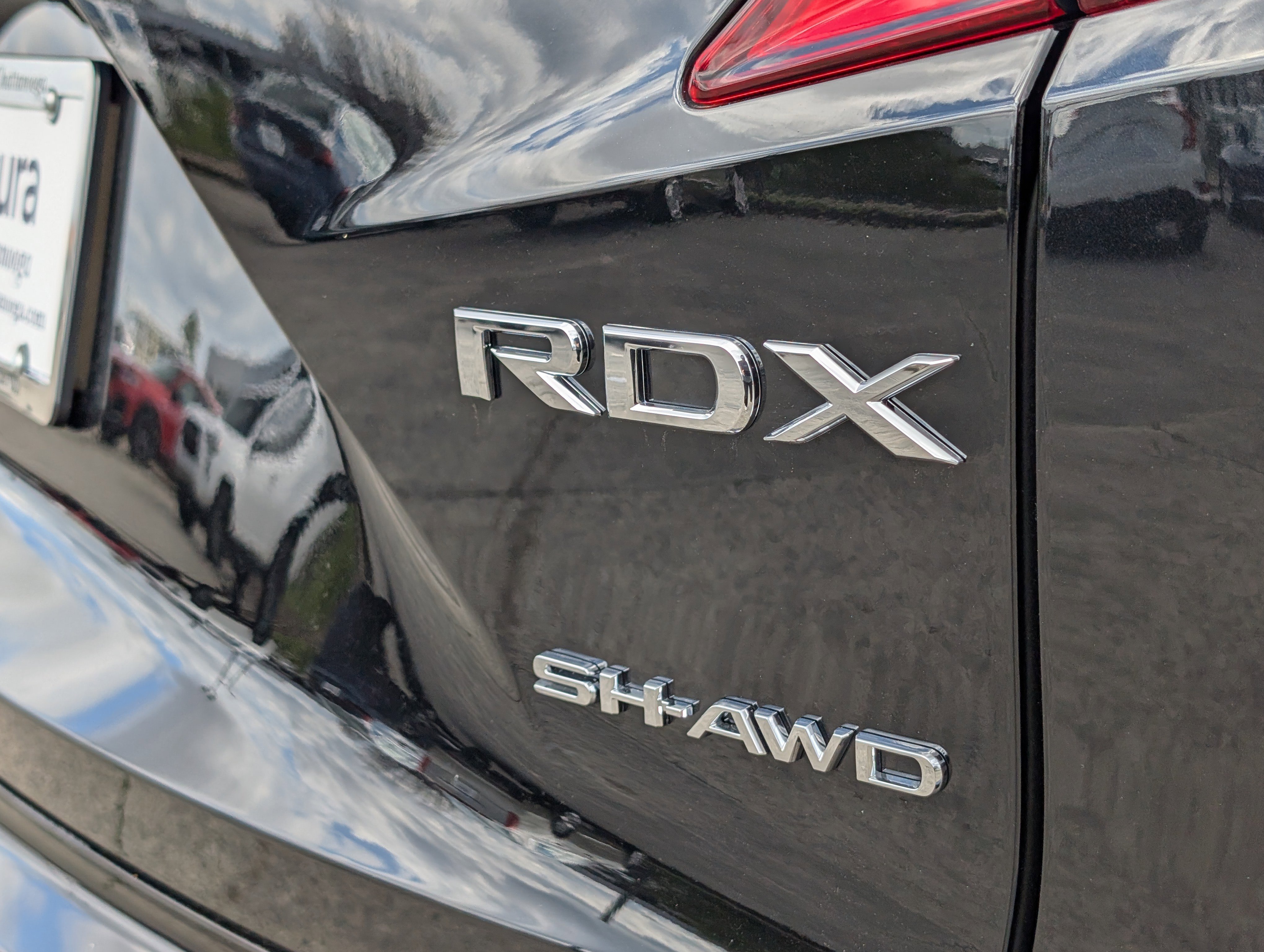 Certified 2025 Acura RDX SH-AWD image 28
