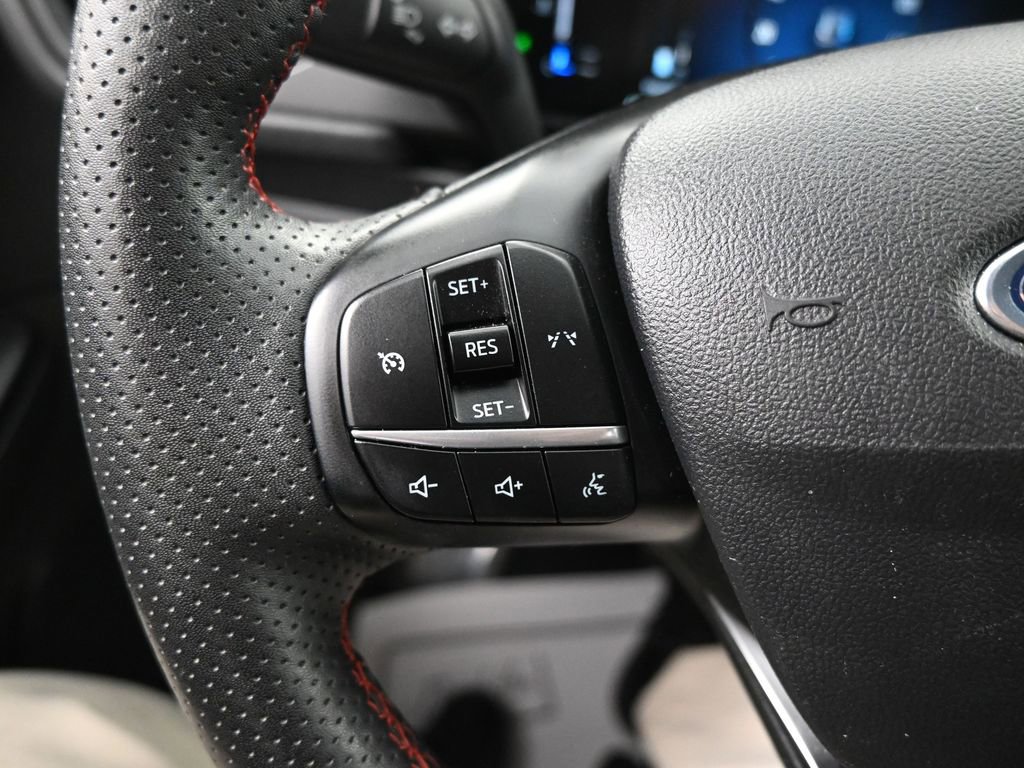 Used 2024 Ford Escape ST-Line image 19