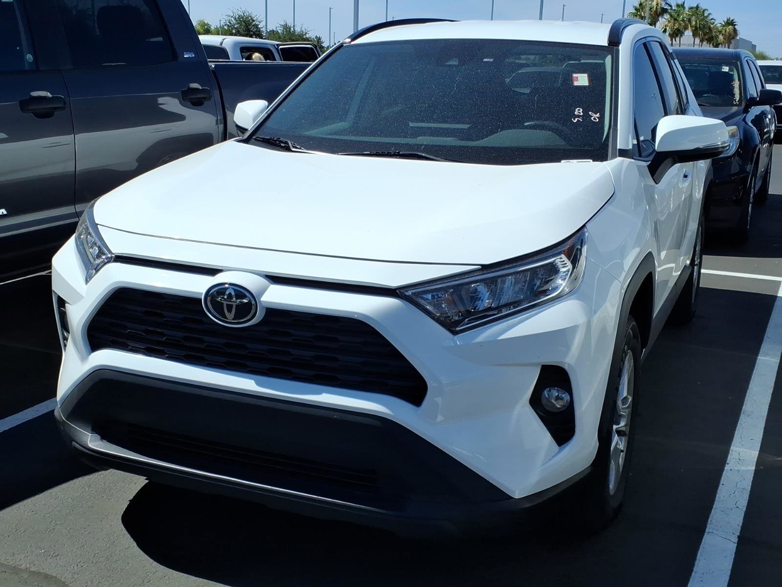 Used 2020 Toyota RAV4 XLE w/ Carpet Mat Package