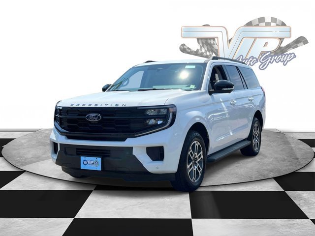 Used 2026 Ford Expedition Active AWD/4WD image 4