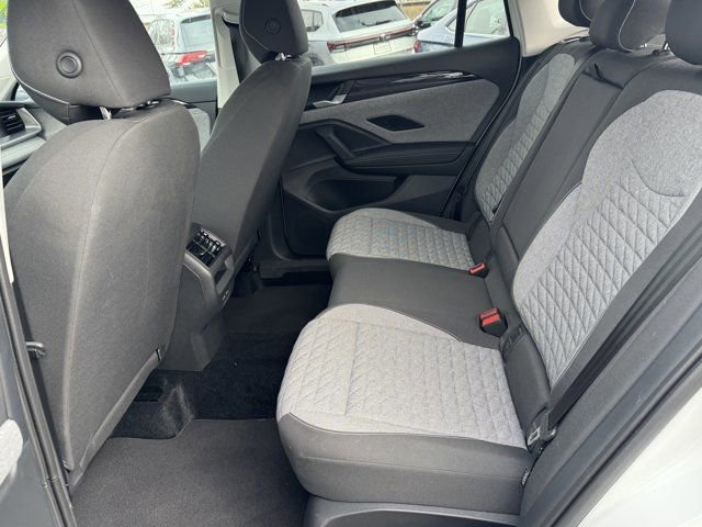Used 2025 Volkswagen Tiguan S AWD/4WD image 35