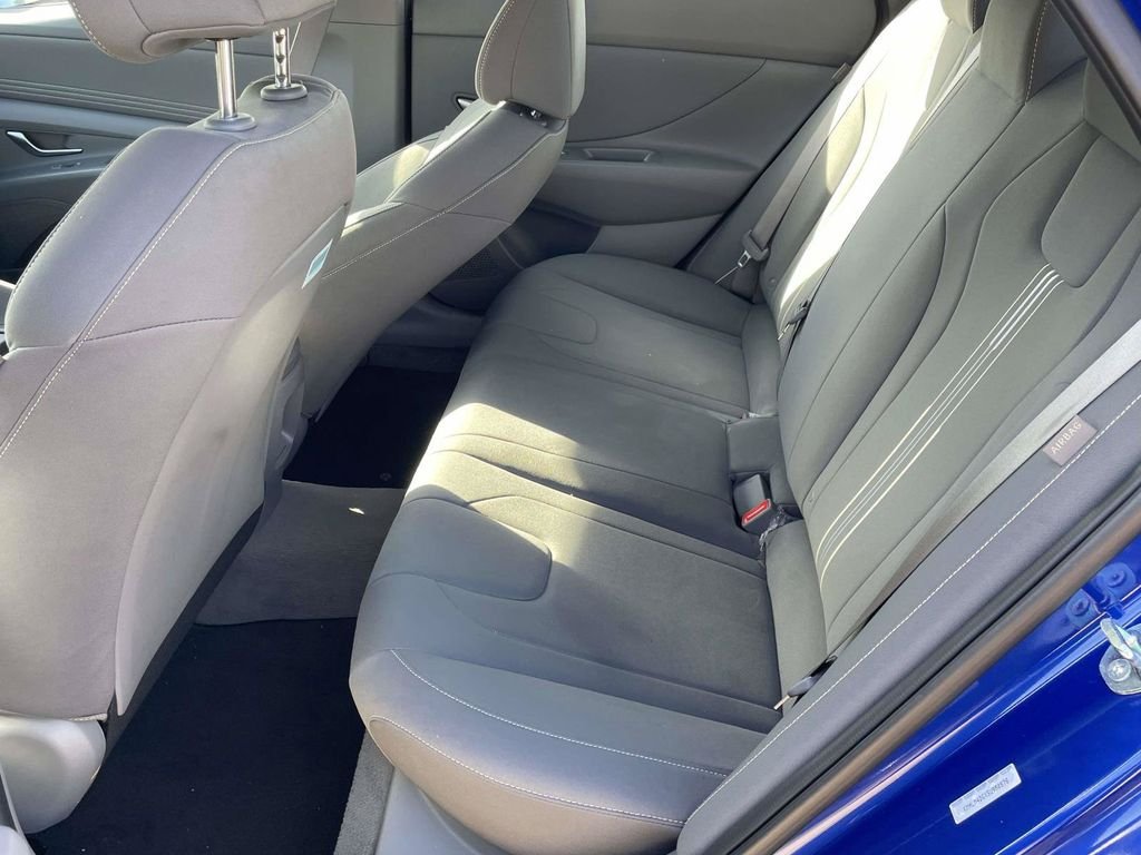 New 2025 Hyundai Elantra Sport FWD image 10