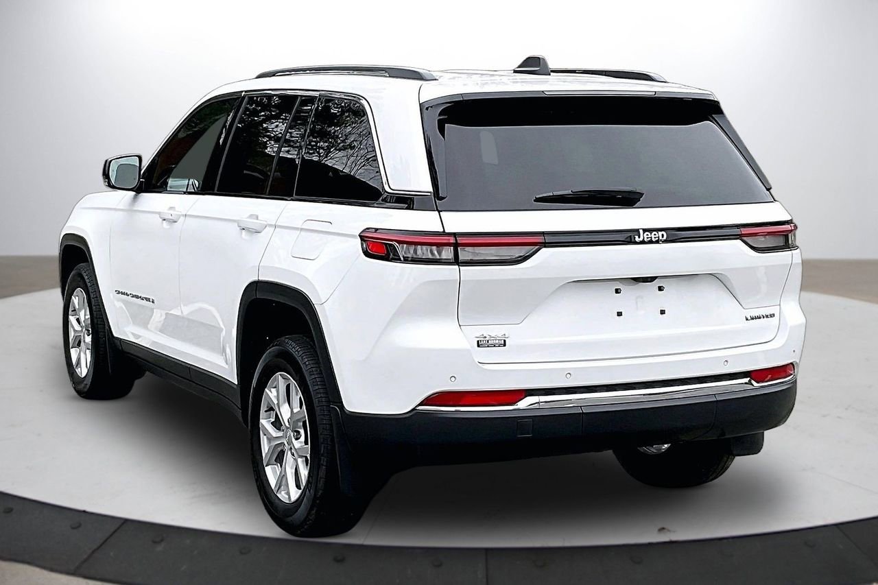 Certified 2023 Jeep Grand Cherokee Limited w/ MOPAR Finishing Package image 7