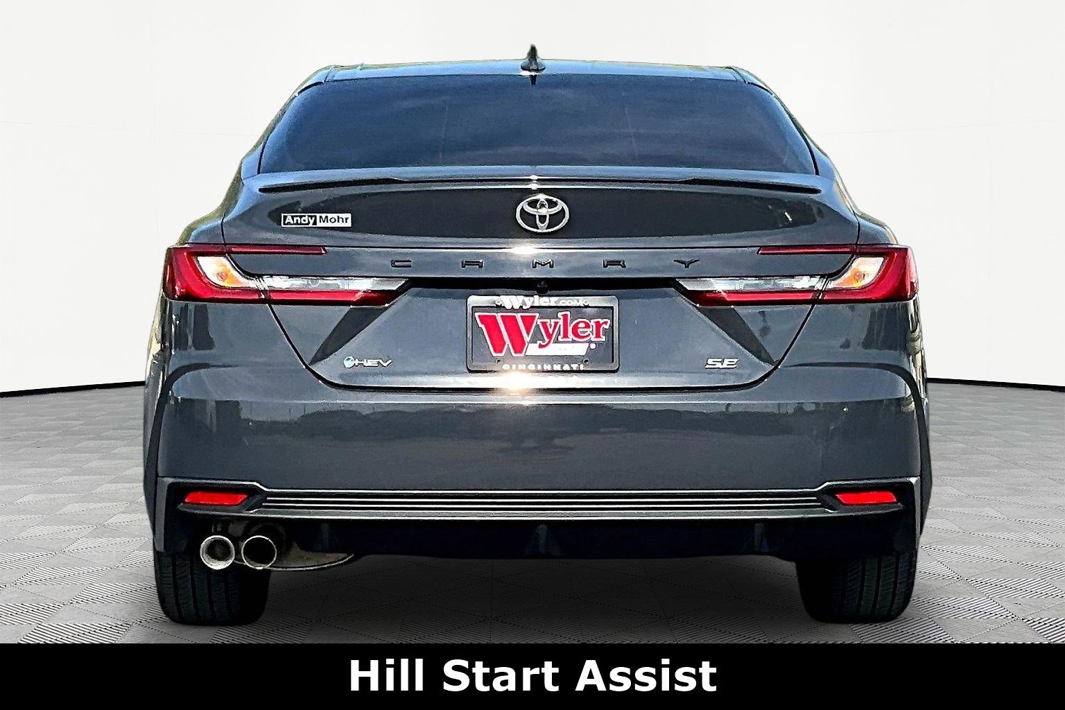 Used 2025 Toyota Camry SE FWD image 5