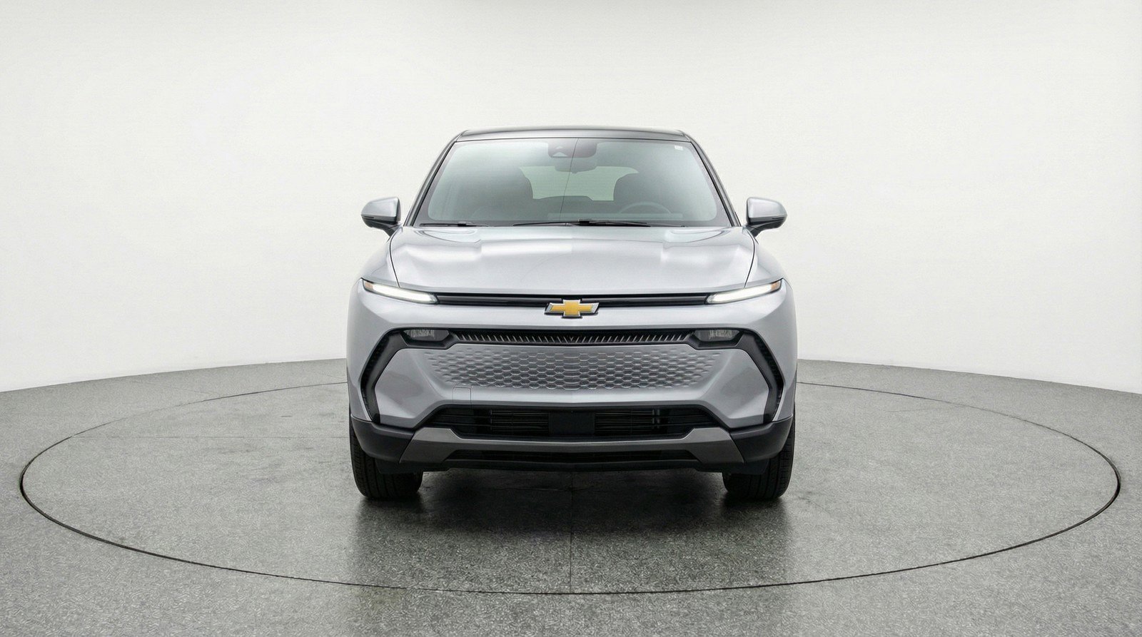 Used 2025 Chevrolet Equinox LT FWD image 2