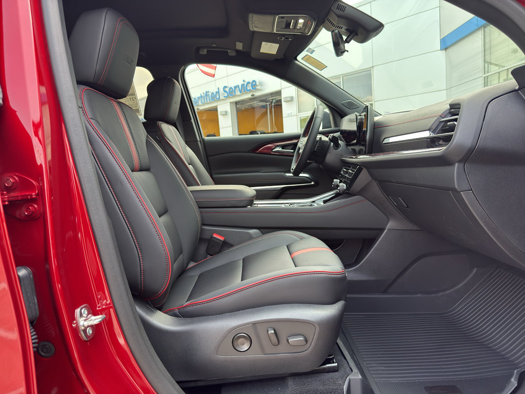 New 2027 Chevrolet Traverse RS w/ LPO, Floor Liner Package AWD/4WD image 48