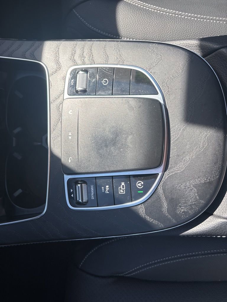 Used 2022 Mercedes-Benz E 350 Sedan image 15