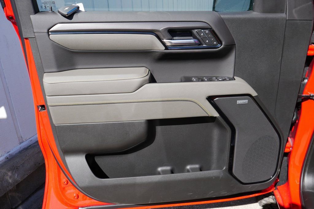 New 2026 Chevrolet Silverado 1500 ZR2 w/ Dark Appearance Package image 32