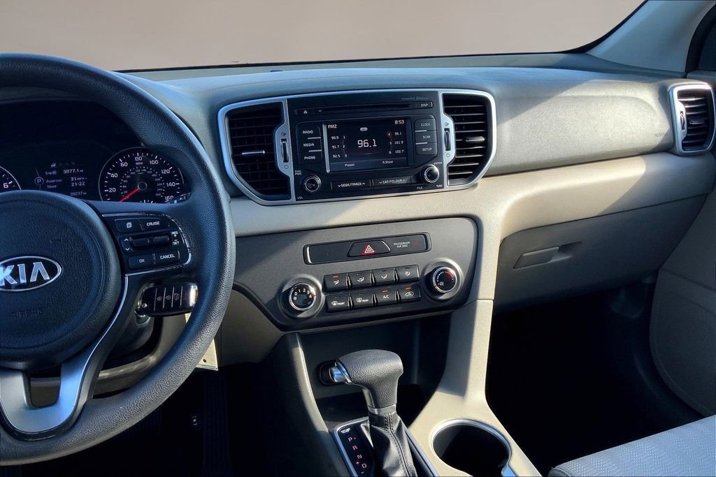Used 2017 Kia Sportage LX image 6