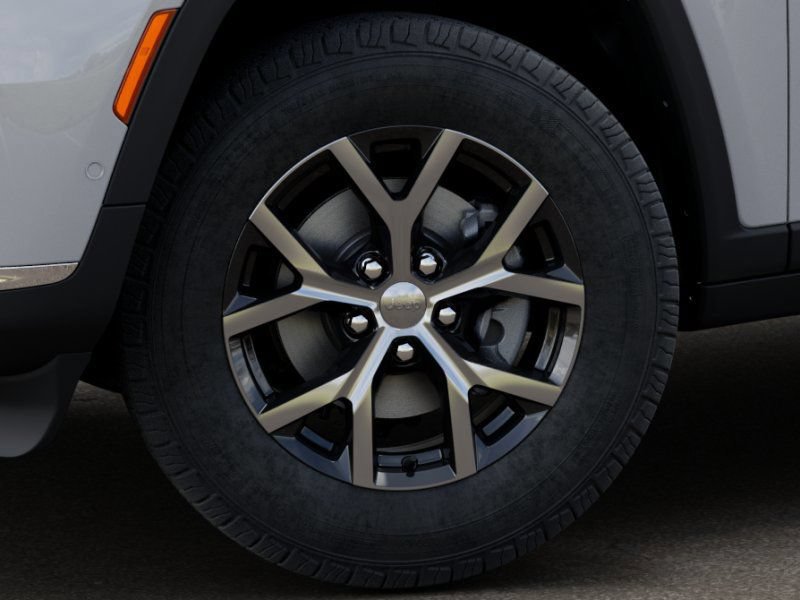 New 2025 Jeep Grand Cherokee L Limited w/ Luxury Tech Group II AWD/4WD image 9