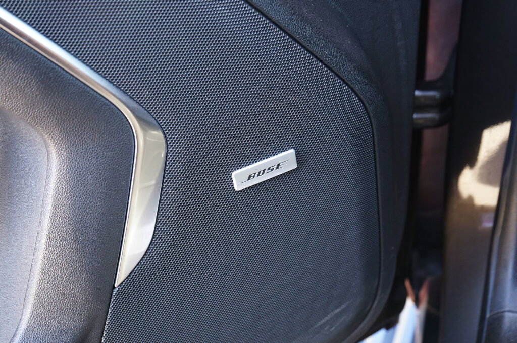 Used 2021 Chevrolet Tahoe High Country w/ Premium Package image 12