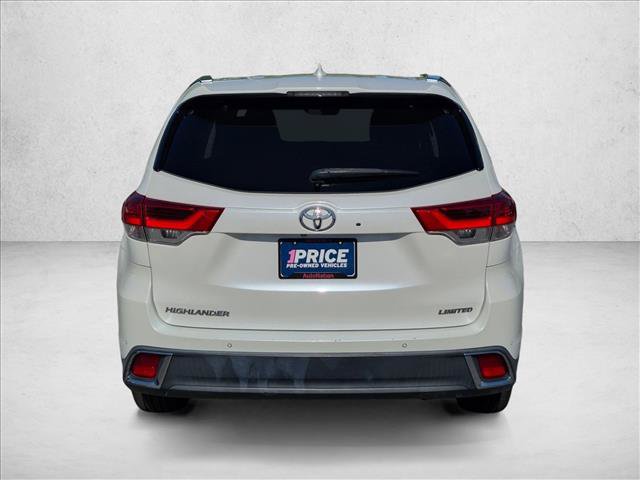 Used 2019 Toyota Highlander Limited FWD image 6