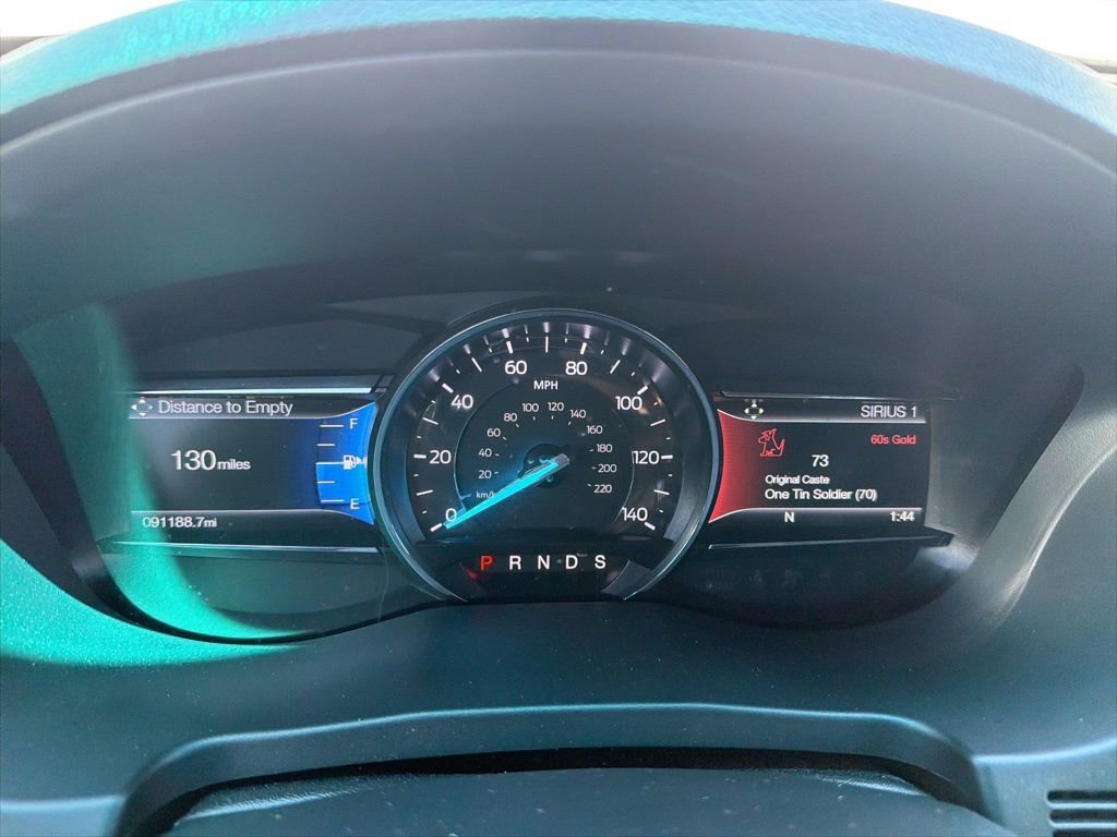Used 2017 Ford Explorer XLT w/ Equipment Group 202A image 9