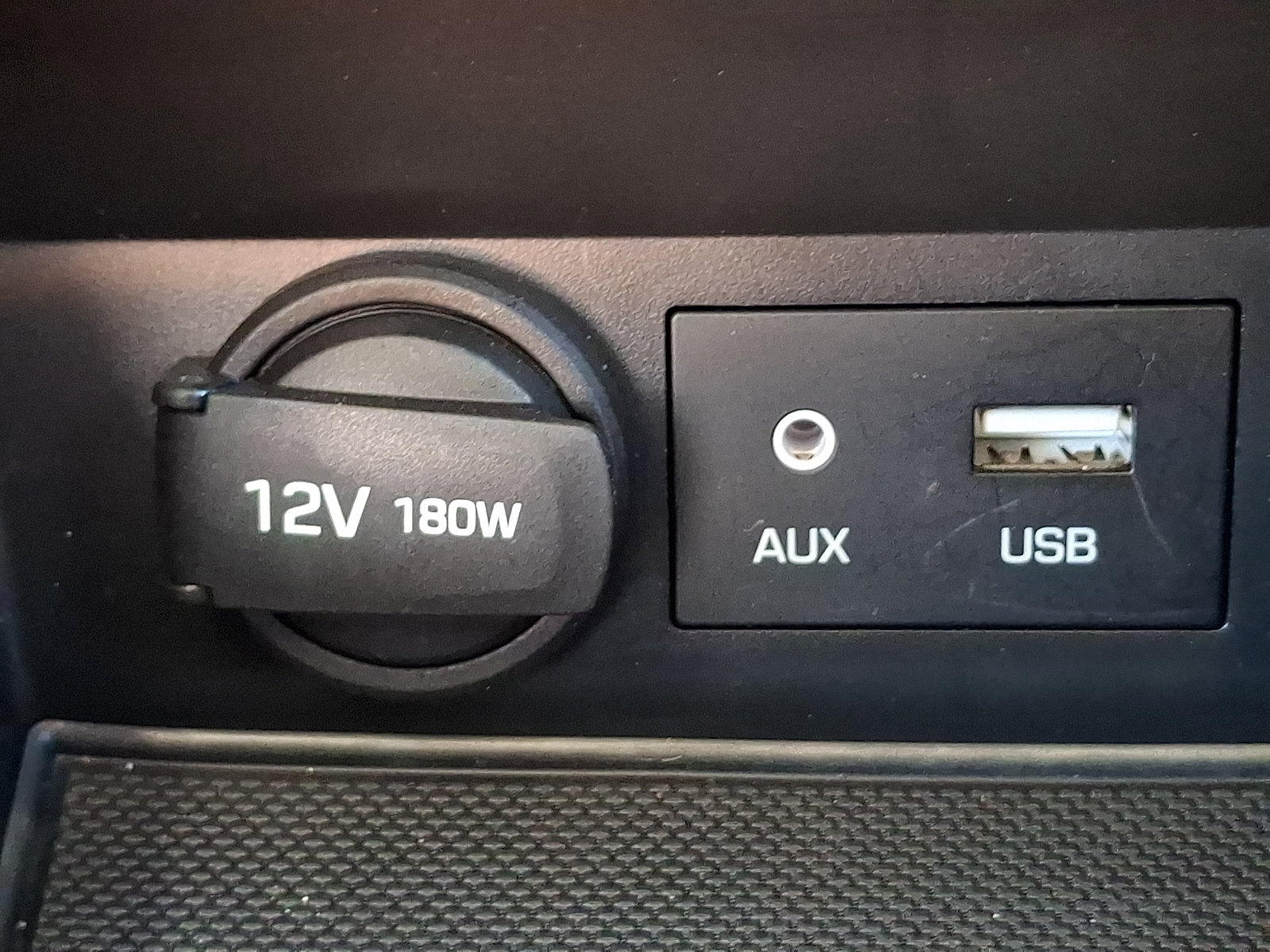 Used 2017 Hyundai Elantra SE FWD image 21