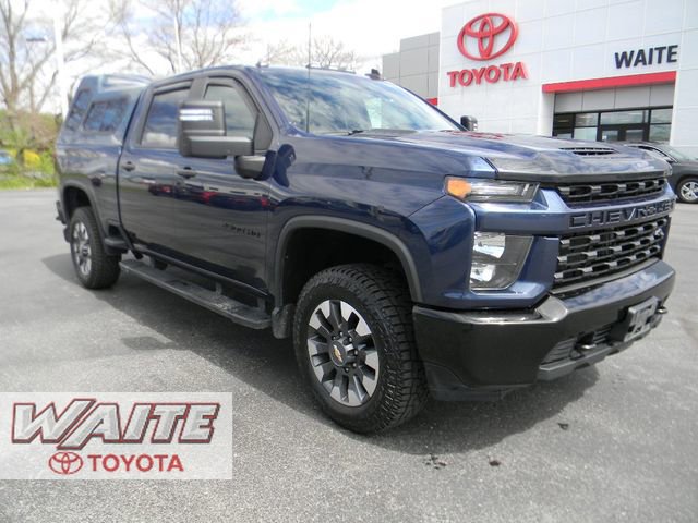 Used 2021 Chevrolet Silverado 2500 Custom w/ Custom Value Package AWD/4WD image 1