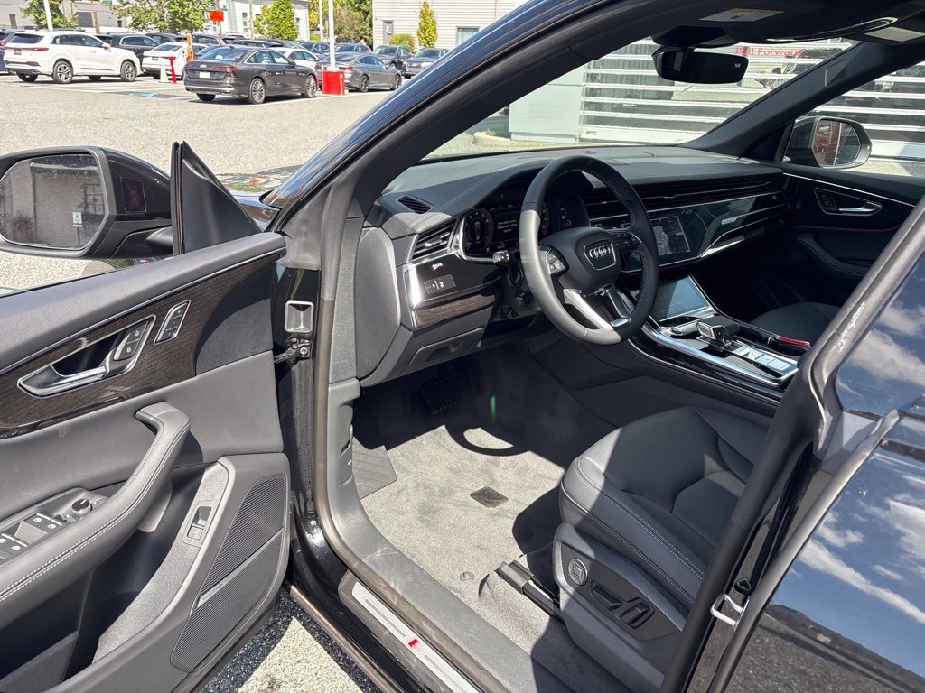 New 2027 Audi Q8 Premium Plus AWD/4WD image 9