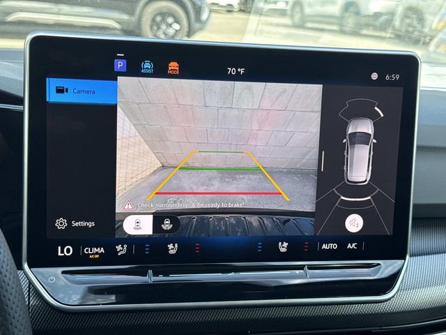 New 2025 Volkswagen GTI SE image 25