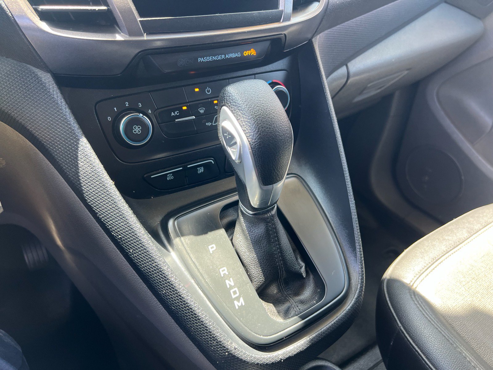 Used 2022 Ford Transit Connect XL FWD image 20