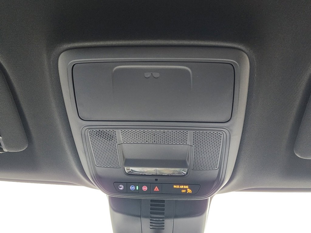 New 2026 GMC Acadia Elevation image 37