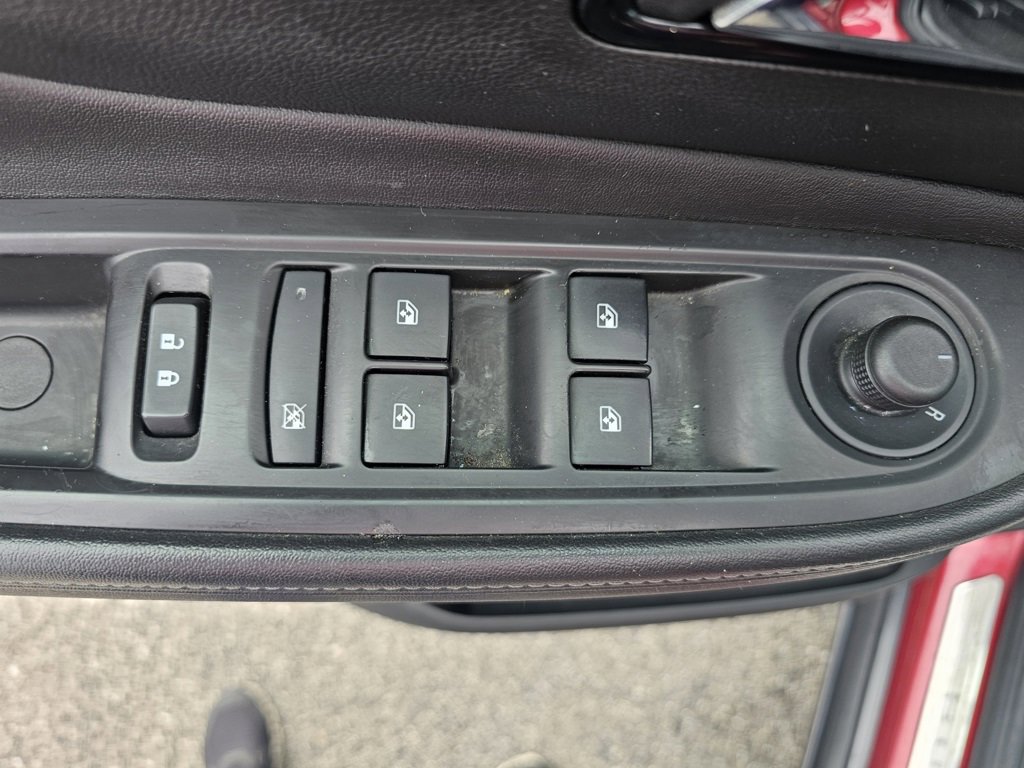 Used 2018 Buick Encore Essence w/ Experience Buick Package image 22