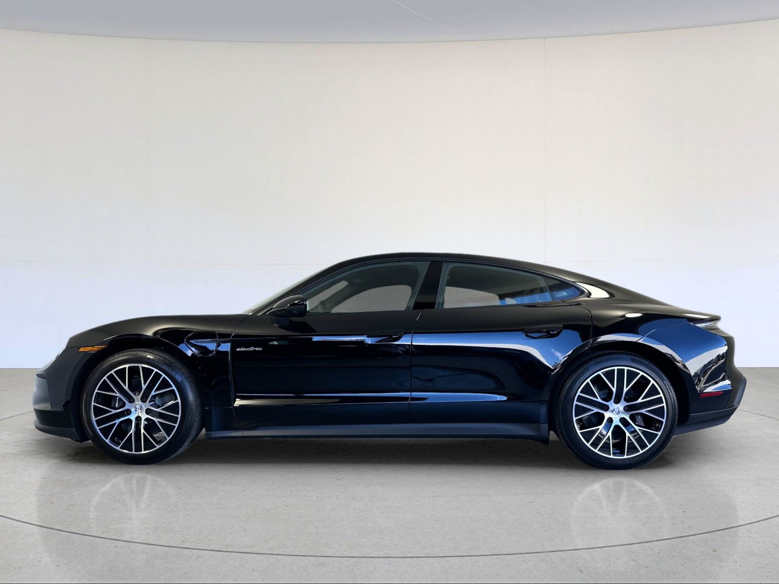 New 2026 Porsche Taycan AWD/4WD image 2