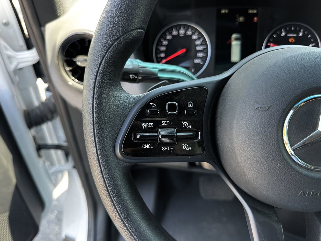 Used 2023 Mercedes-Benz Sprinter 3500 image 23