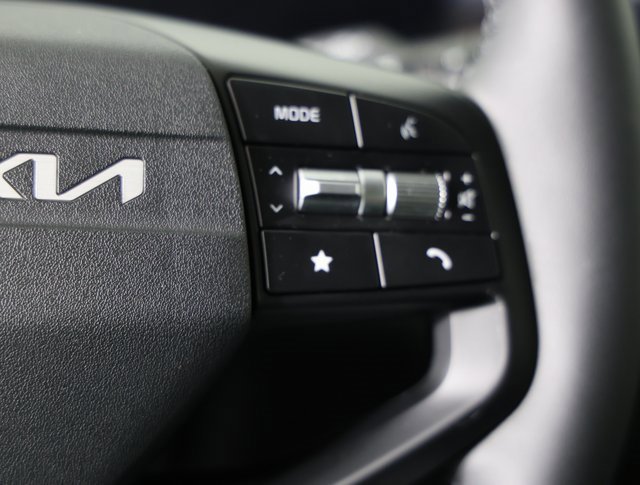 New 2026 Kia Sportage EX image 13