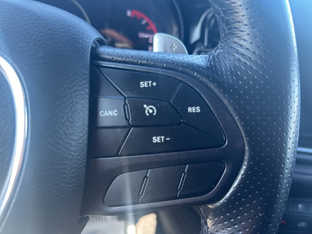 Used 2021 Dodge Durango R/T w/ Tow 'N Go Package AWD/4WD image 18