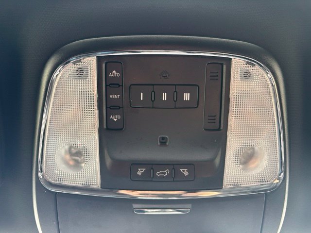 Used 2021 Jeep Grand Cherokee Limited AWD/4WD image 27