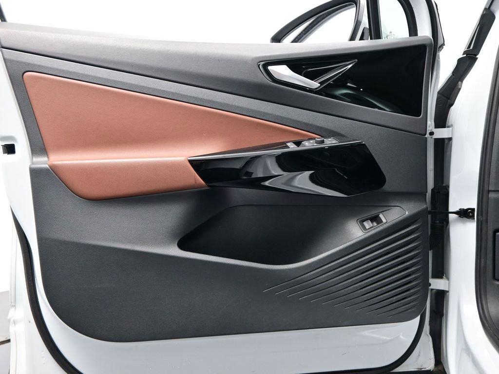 Used 2022 Volkswagen ID.4 Pro S w/ Gradient Package image 13