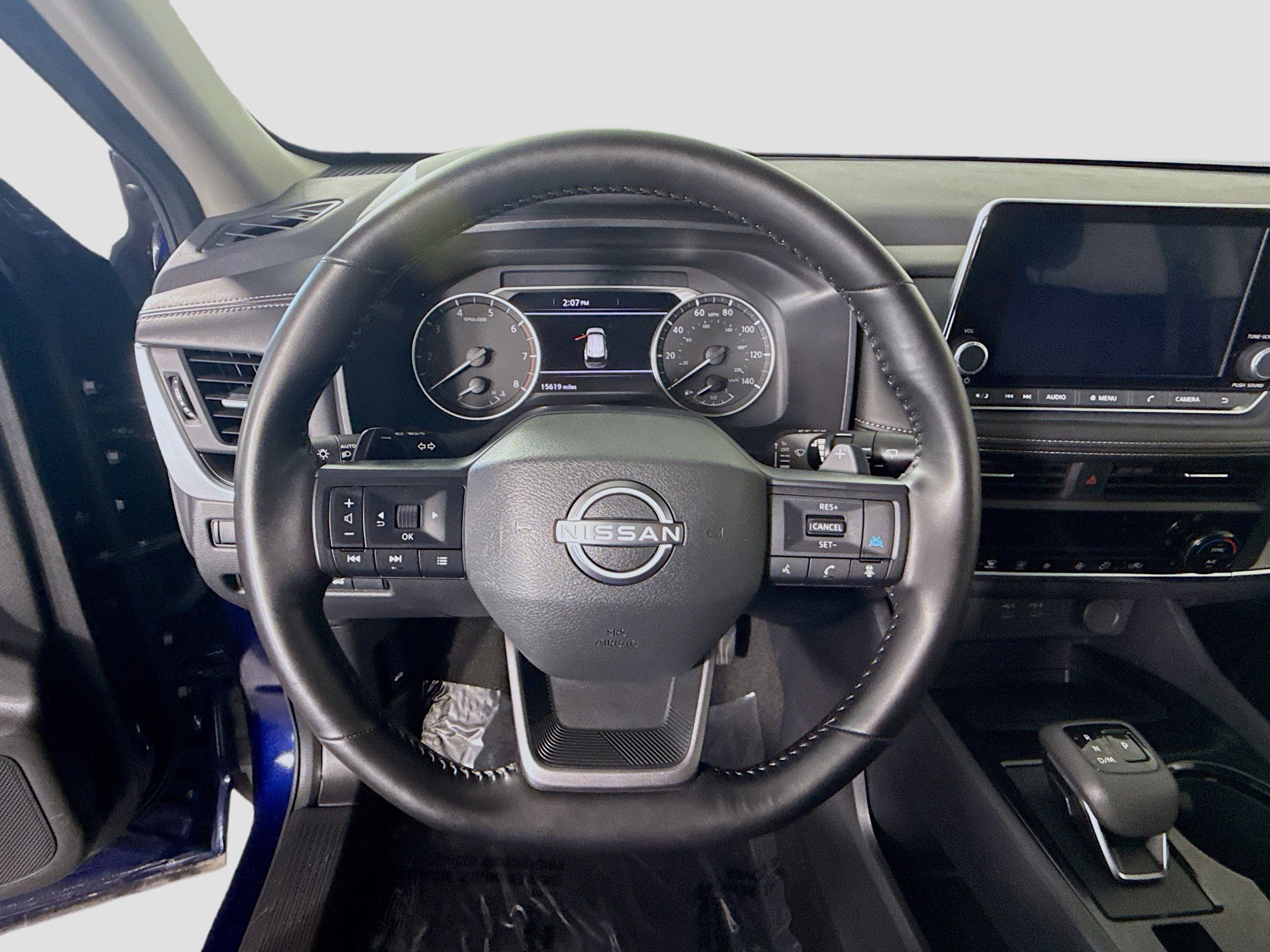 Used 2025 Nissan Rogue SV image 13