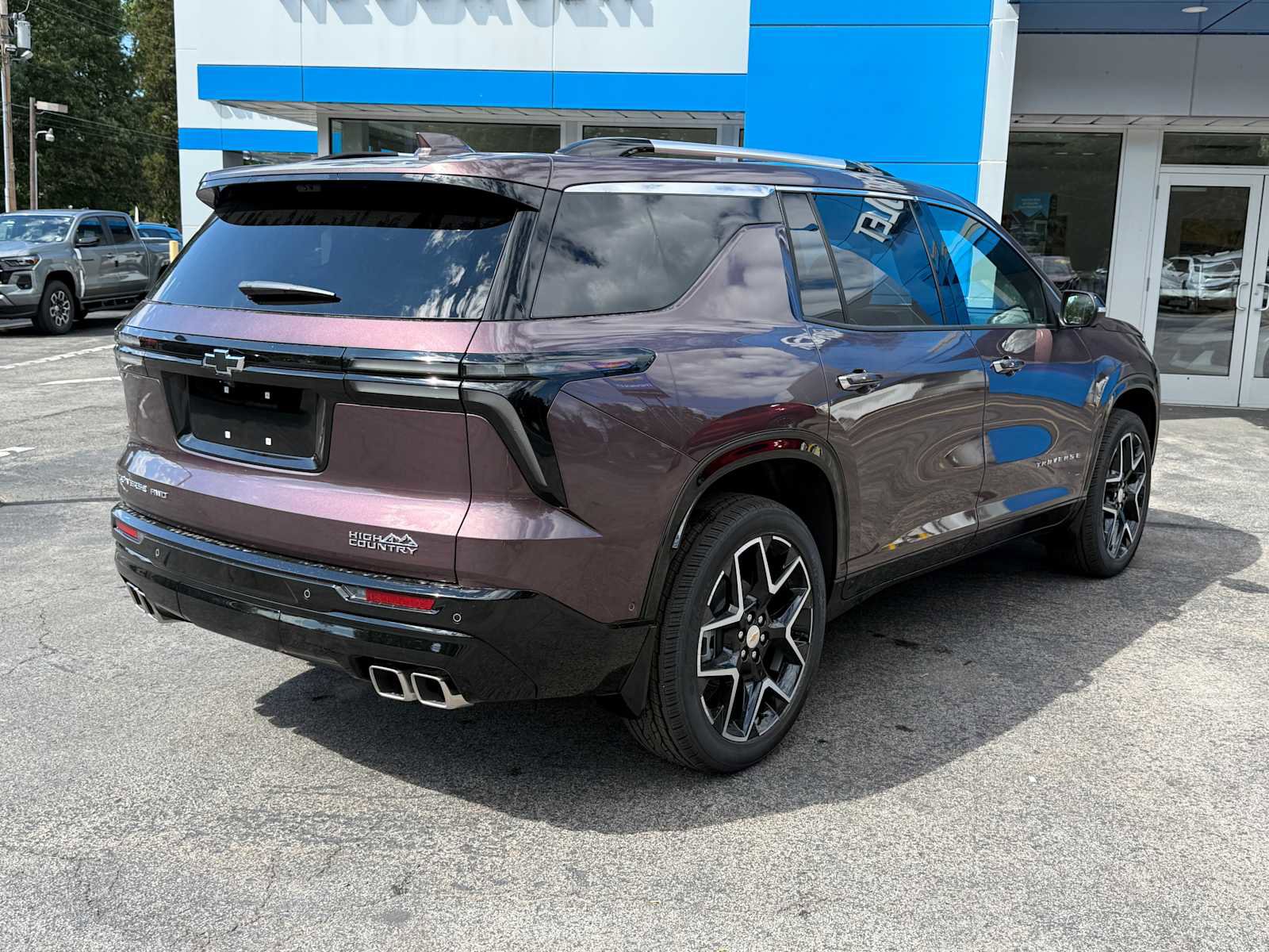 New 2026 Chevrolet Traverse High Country image 5