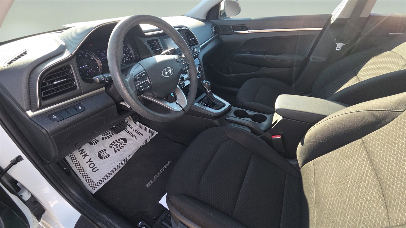 Used 2019 Hyundai Elantra SE w/ Cargo Package image 20