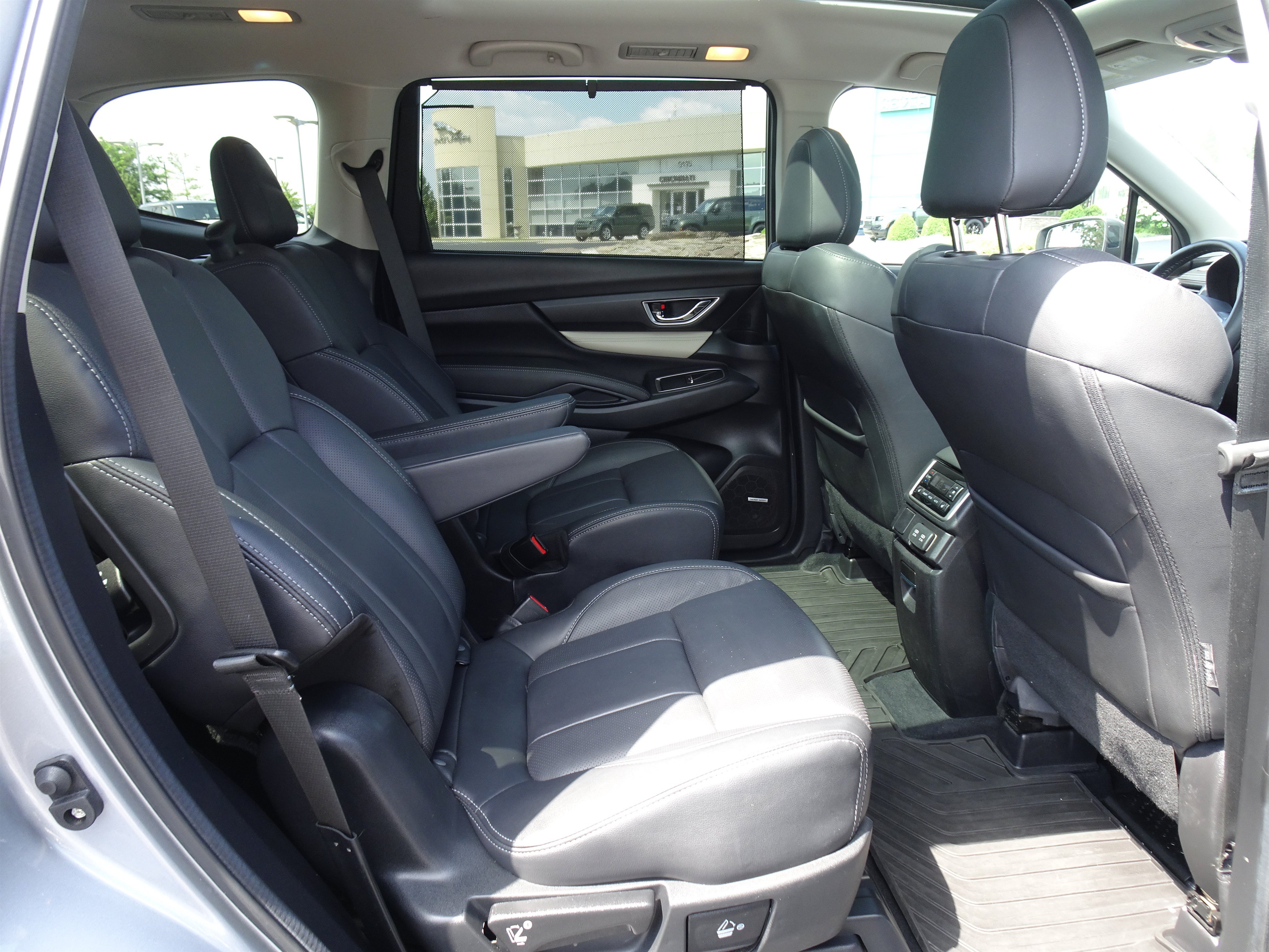 Used 2020 Subaru Ascent Limited w/ Technology Package AWD/4WD image 22