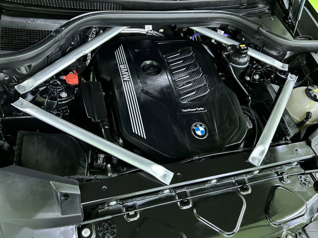 Used 2022 BMW X6 xDrive40i w/ Executive Package AWD/4WD image 30