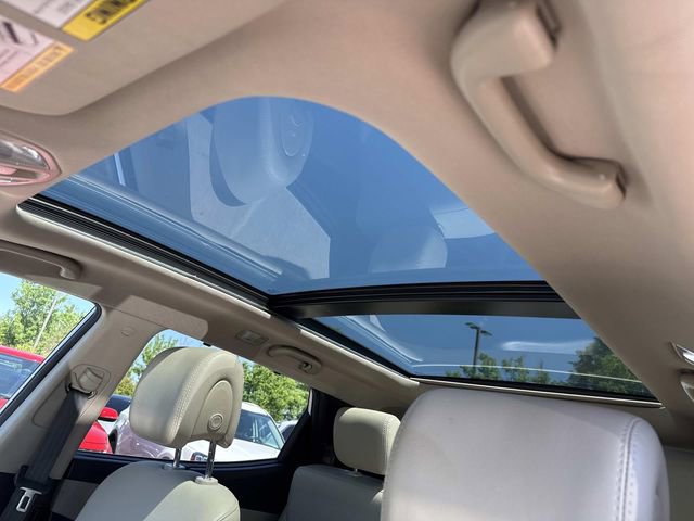 Used 2018 Hyundai Santa Fe Sport w/ 2.4L Tech Package 04 AWD/4WD image 16