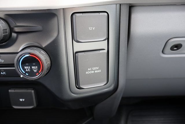New 2026 Ford F550 4x4 Supercab Super Duty image 28