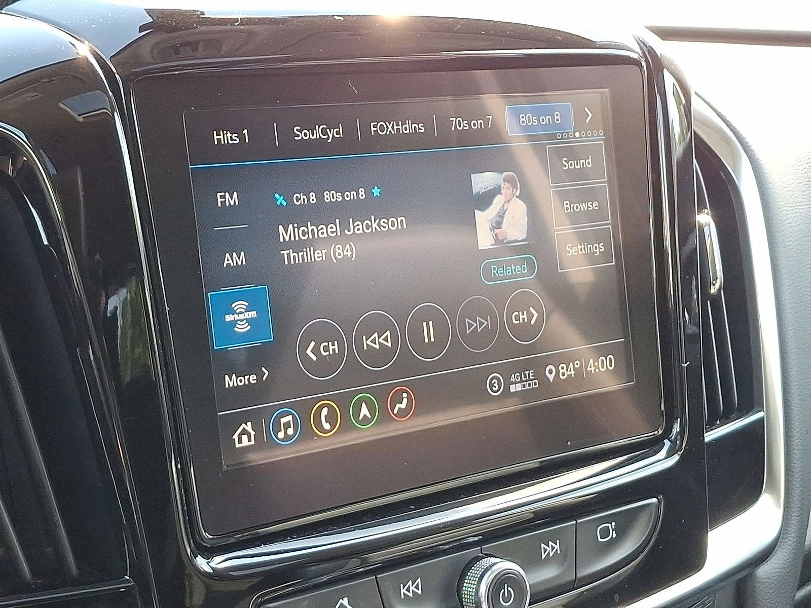 Used 2021 Chevrolet Traverse Premier AWD/4WD image 14