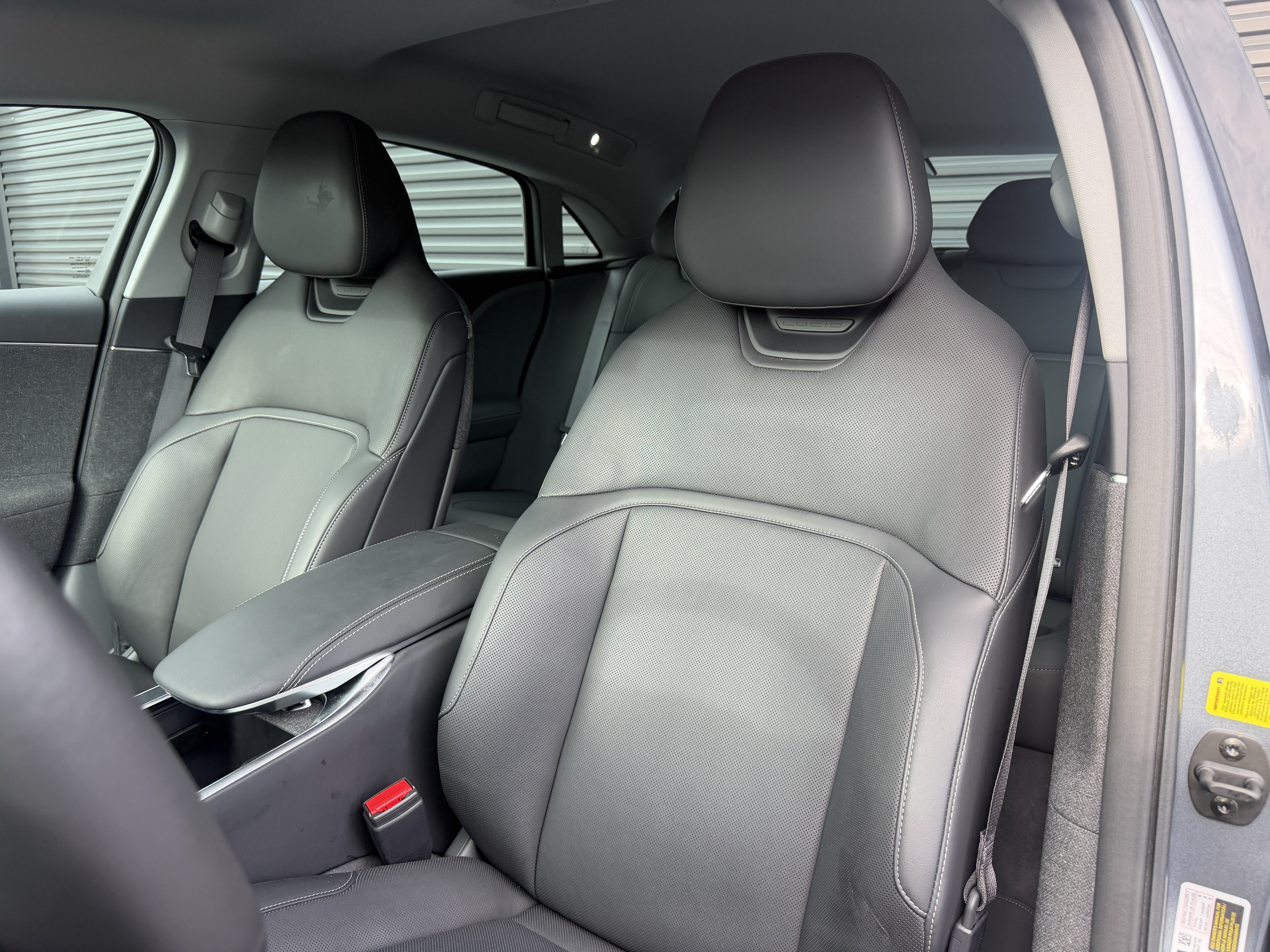 Used 2025 Lucid Air Pure RWD image 12
